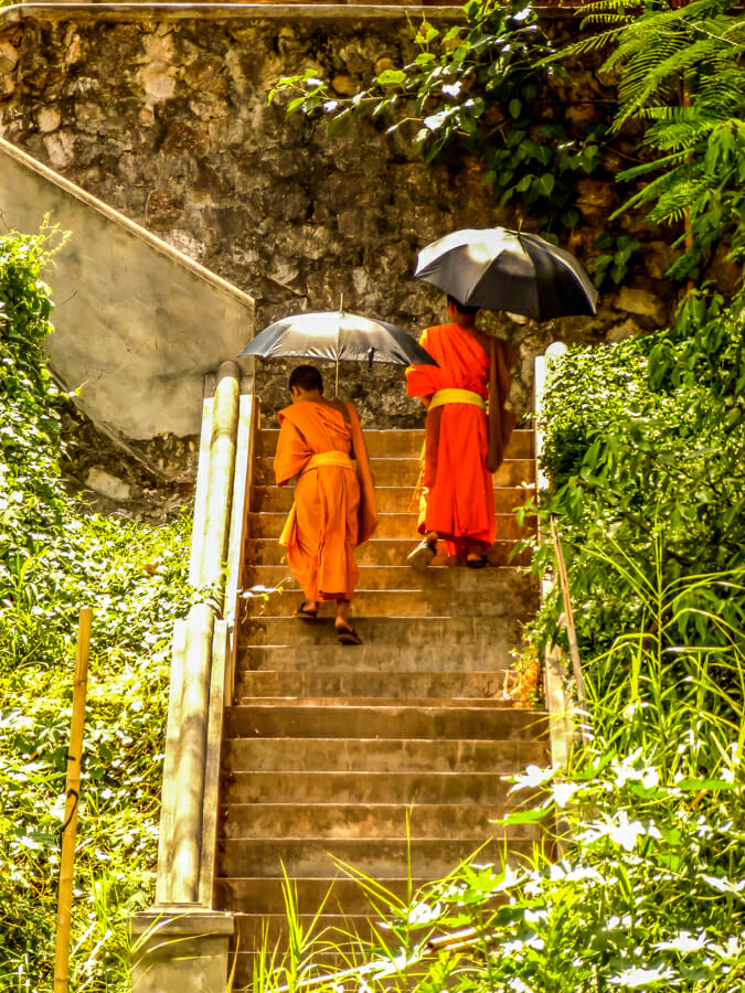 moine boudhiste
