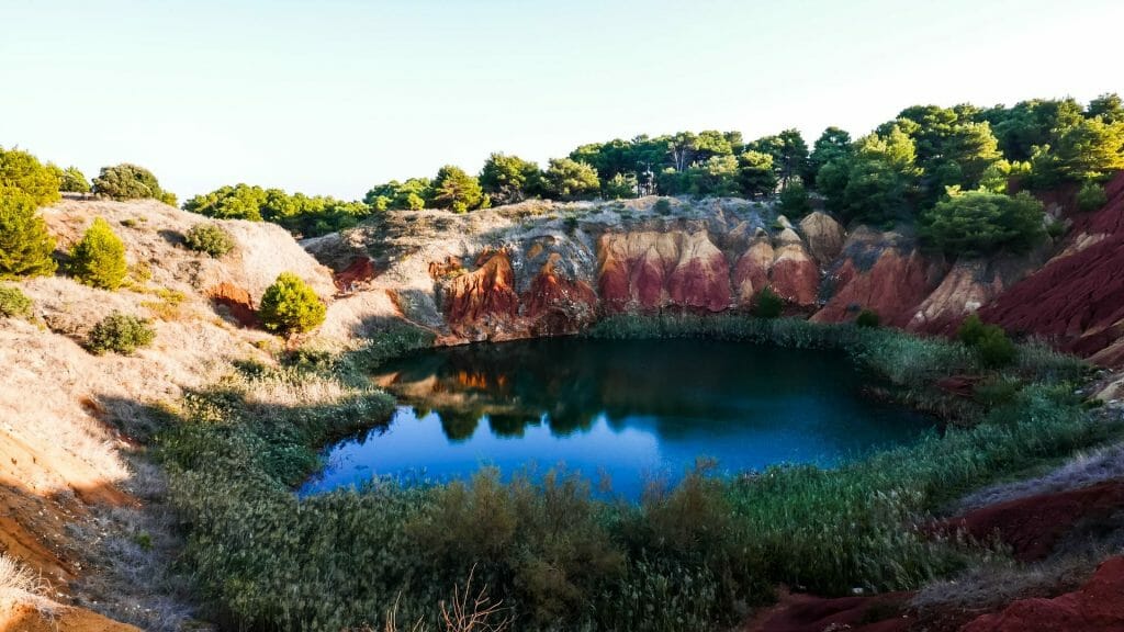 carriere bauxite pouilles