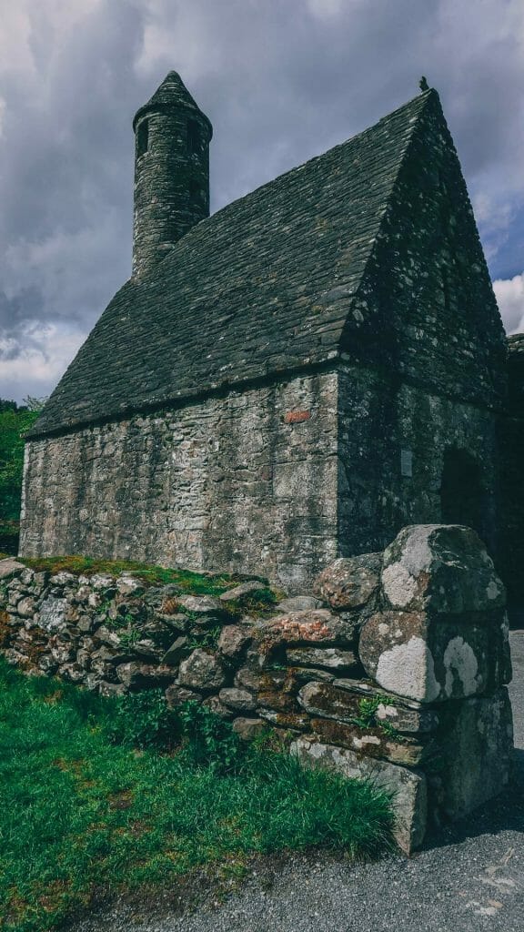 visiter Glendalough Irlande