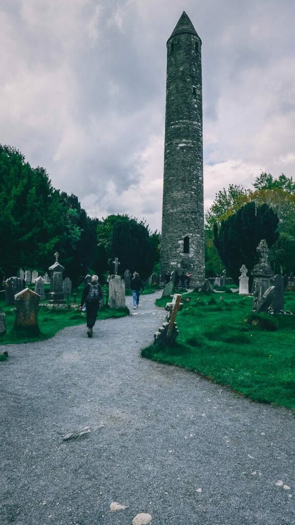 visiter Glendalough Irlande