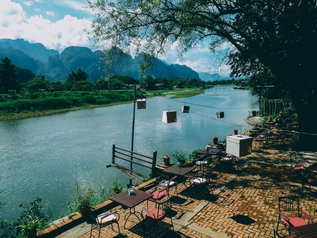 vang vieng laos