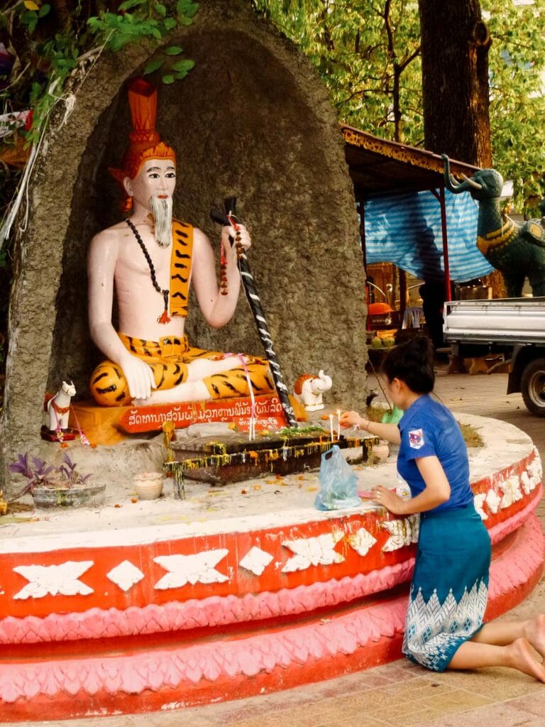 prière Laos