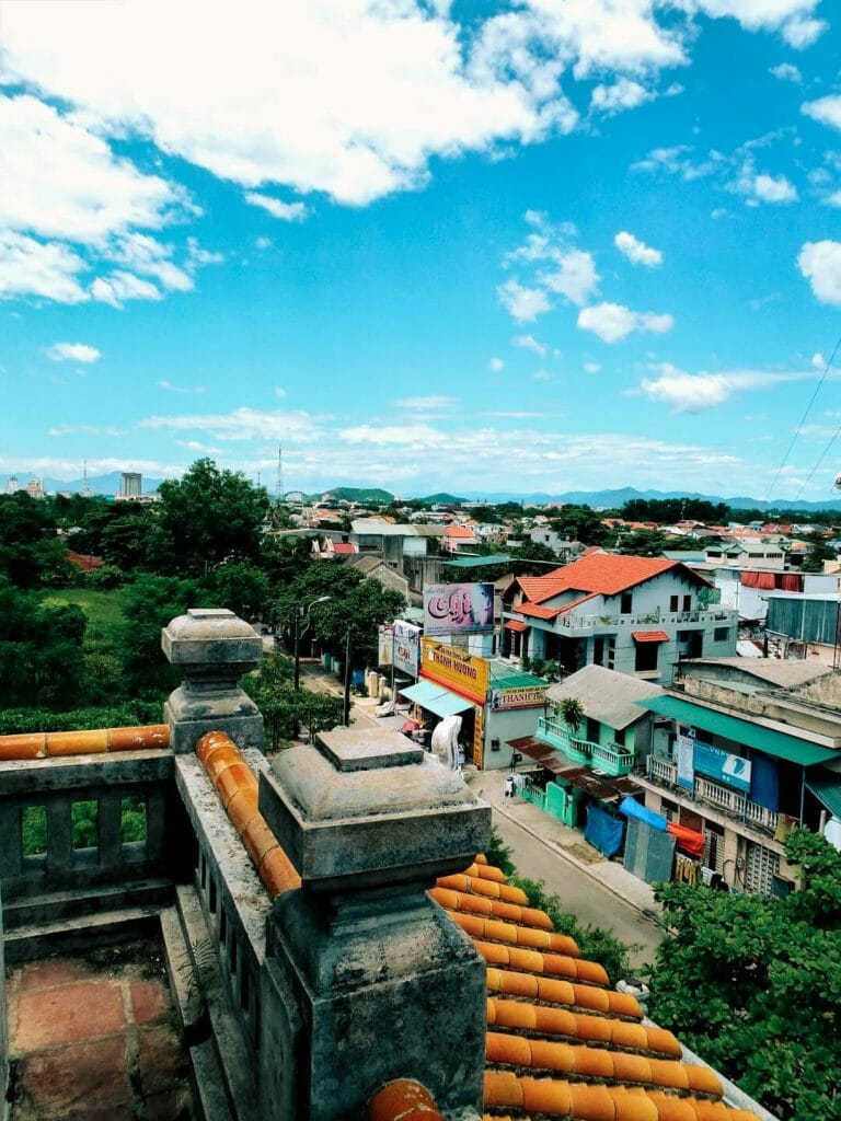 vue des toits hué