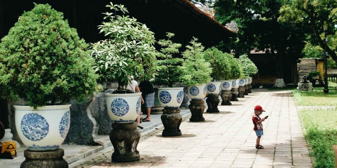 Palais de l’Harmonie Suprême hué