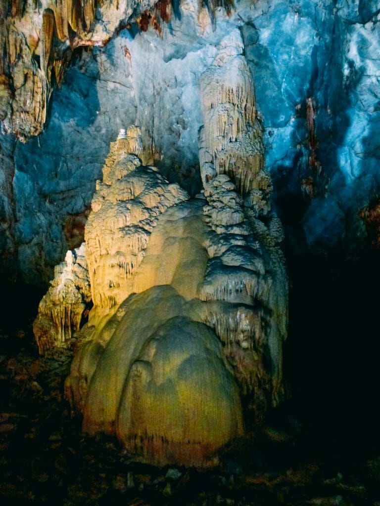la grotte de Phong Nha vietnam