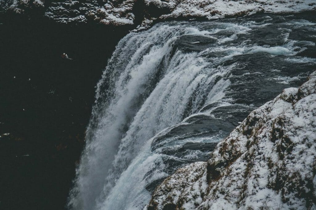 hauteur Cascade de Skógafoss