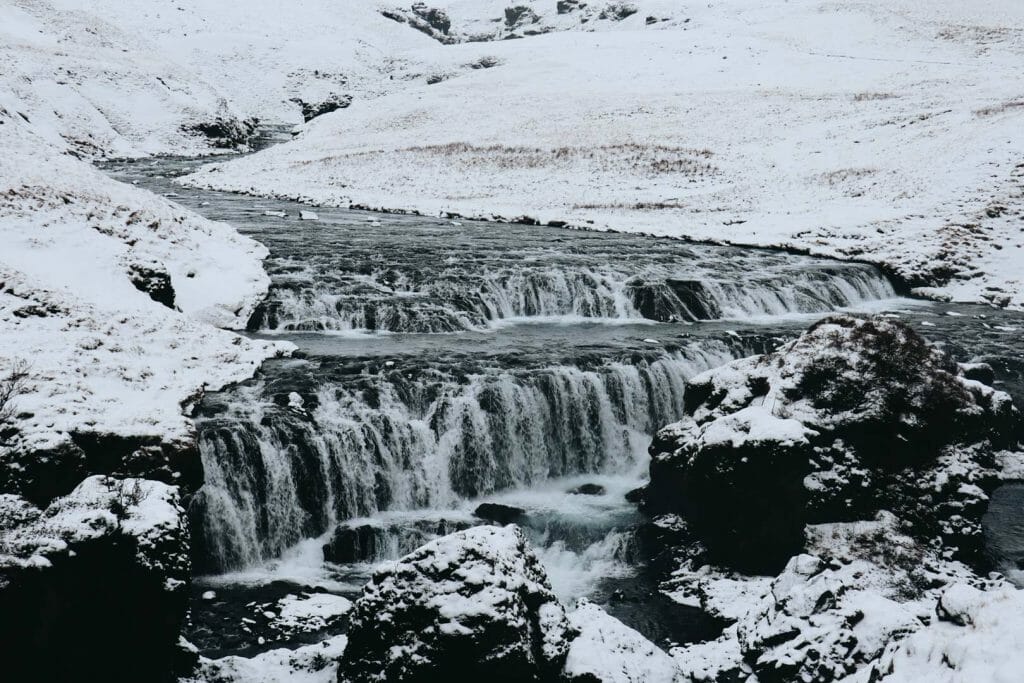 hauteur Cascade de Skógafoss