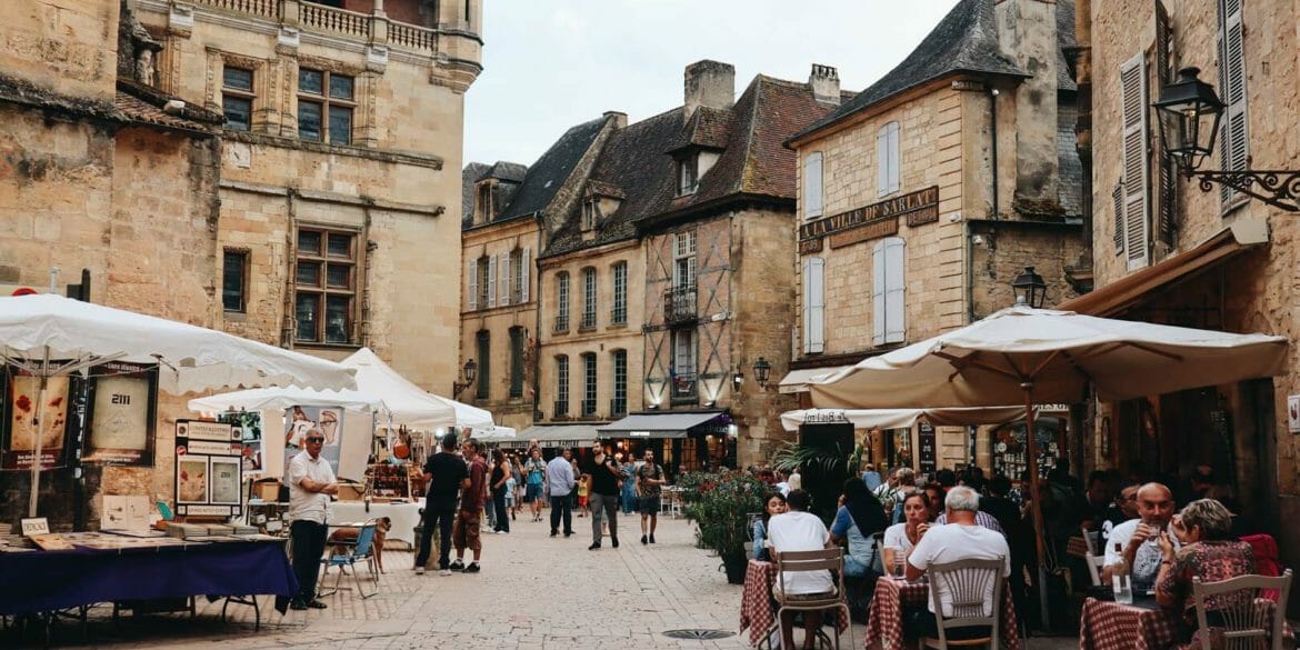 visiter sarlat et ses marchés