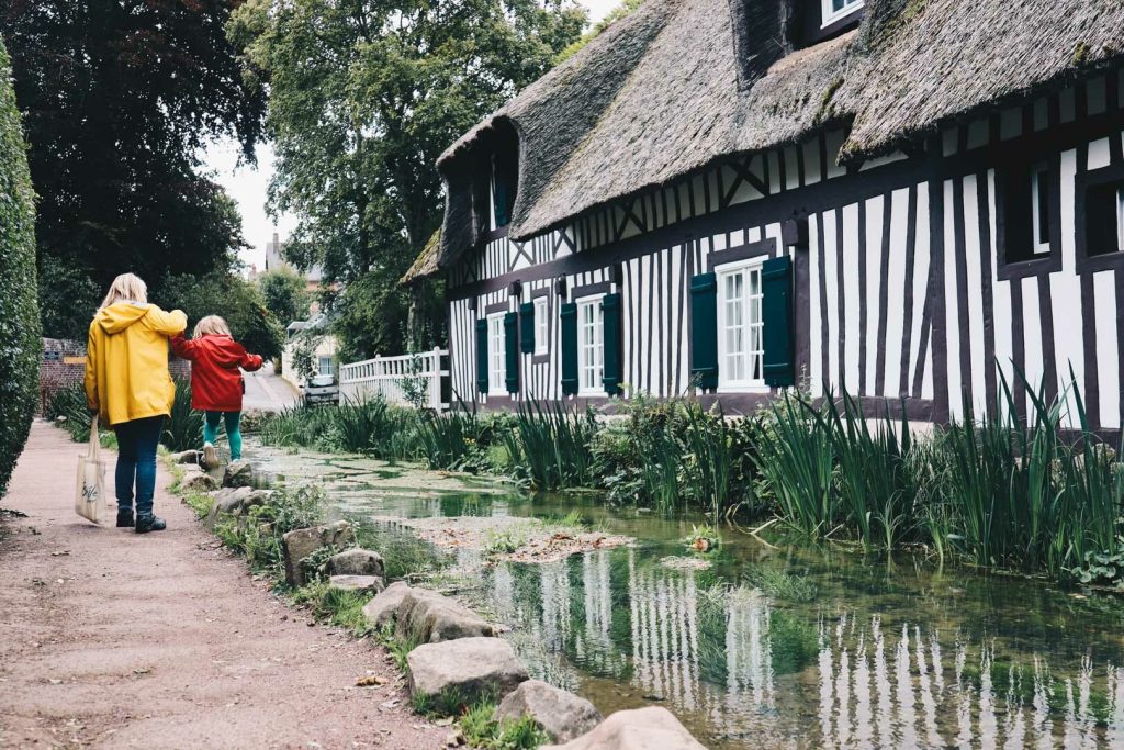 visiter veules les roses
