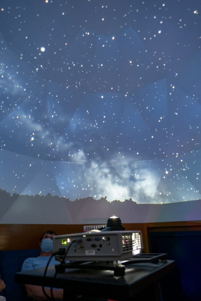 planétarium chapelle aux lys