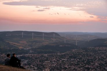 viaduc millau coucher de soleil