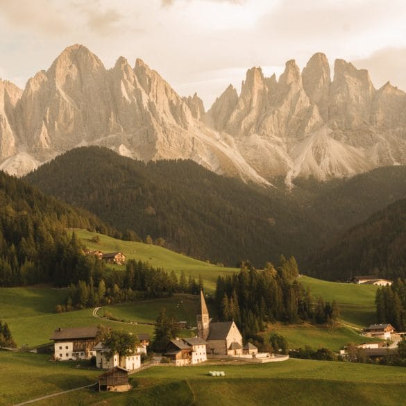 Village de Santa Magdalena Dolomites