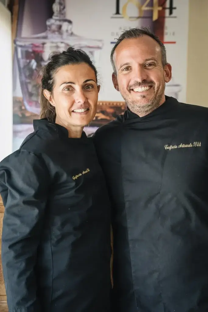 Caroline et Michael, artisans confiseurs de la Confiserie 1844 à Monteux, près du Mont Ventoux